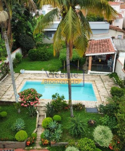 Casa no Centro com ar de chácara Vicente Bronzeado