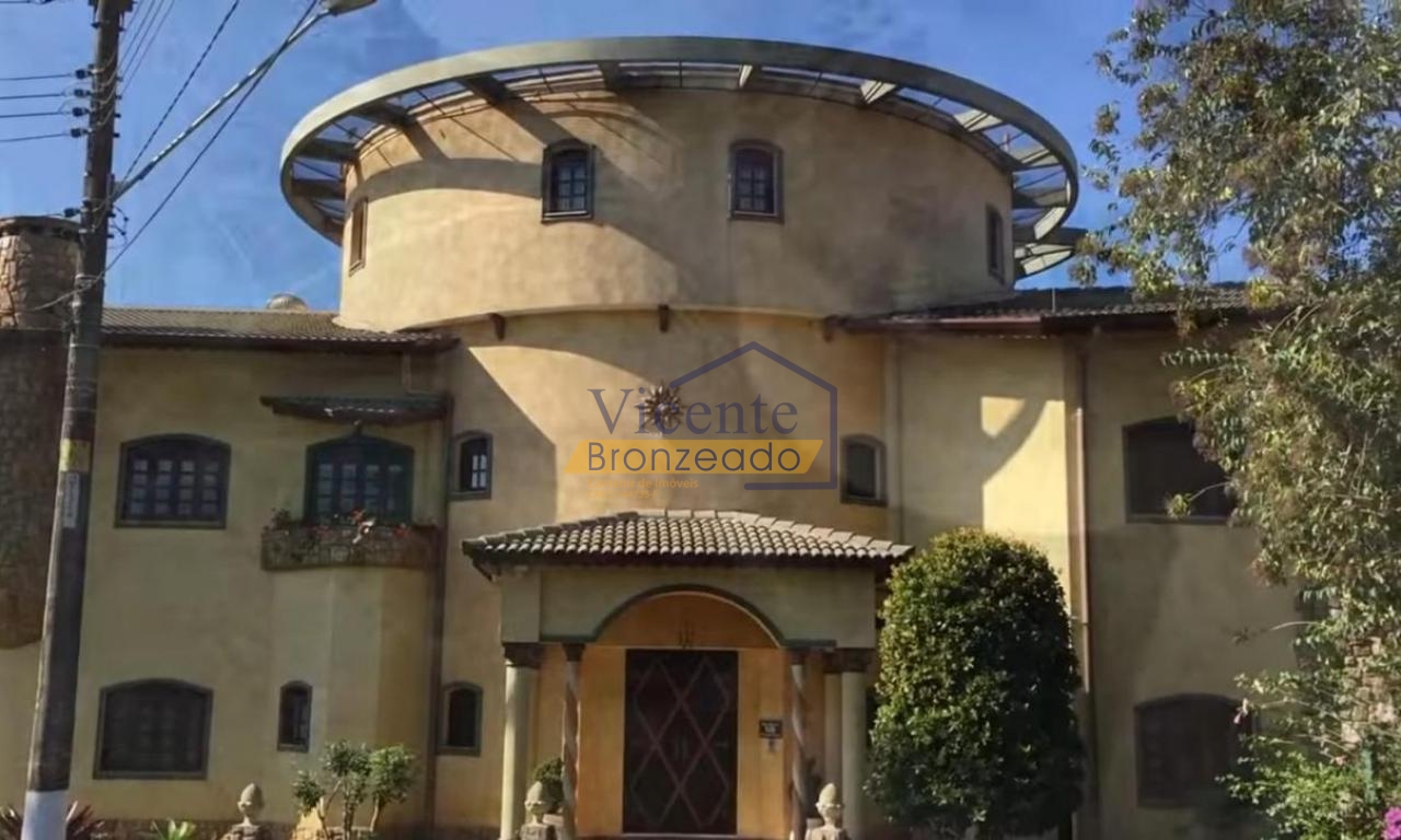 Mansão Cinematográfica - O Refúgio dos Sonhos  na Vicente Bronzeado