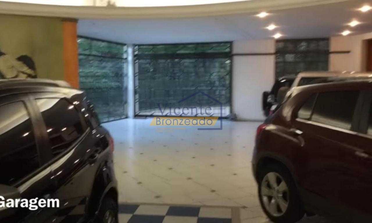 Mansão Cinematográfica - O Refúgio dos Sonhos  na Vicente Bronzeado