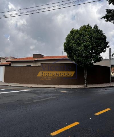 Casa Térrea - Jardim Silmara Vicente Bronzeado