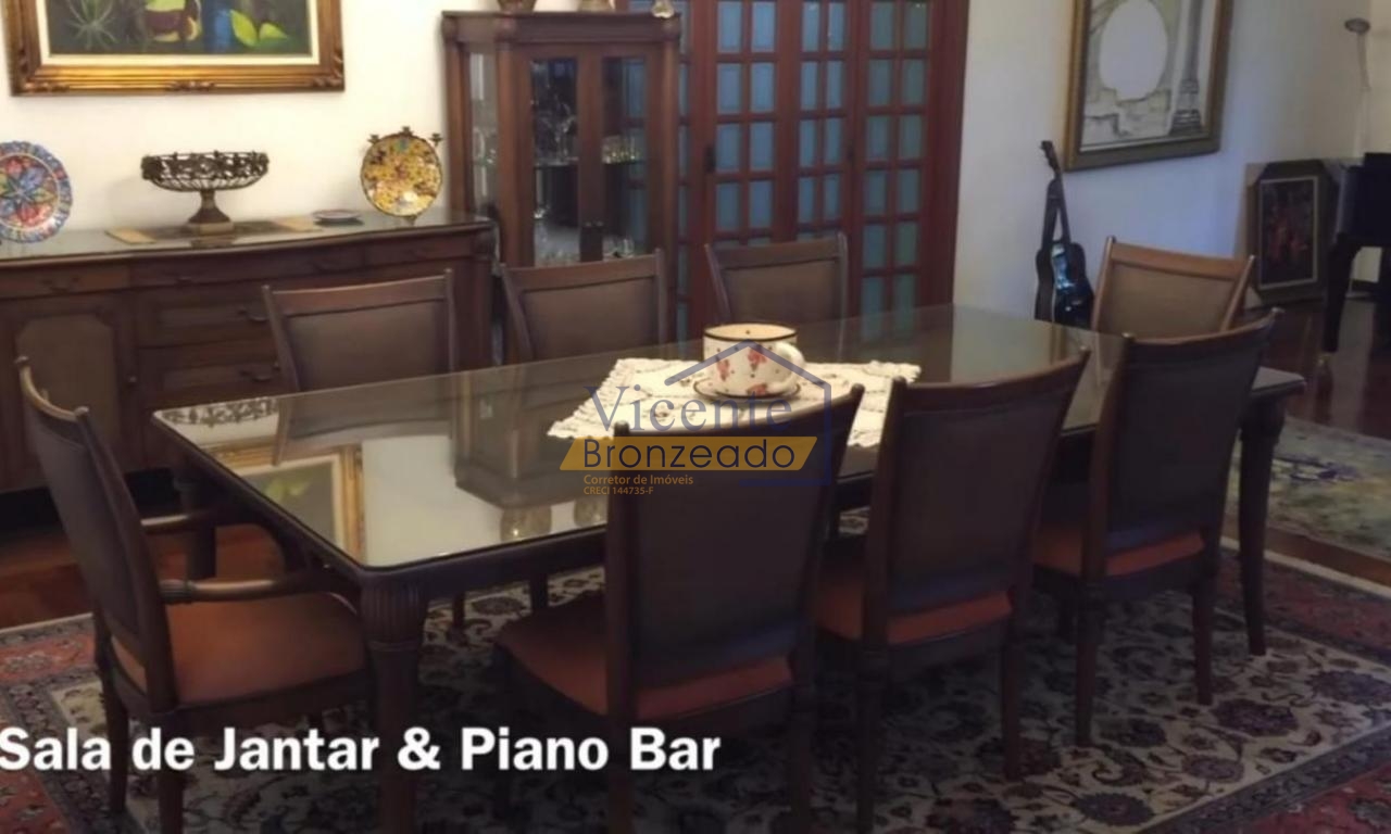 Mansão Cinematográfica - O Refúgio dos Sonhos  na Vicente Bronzeado